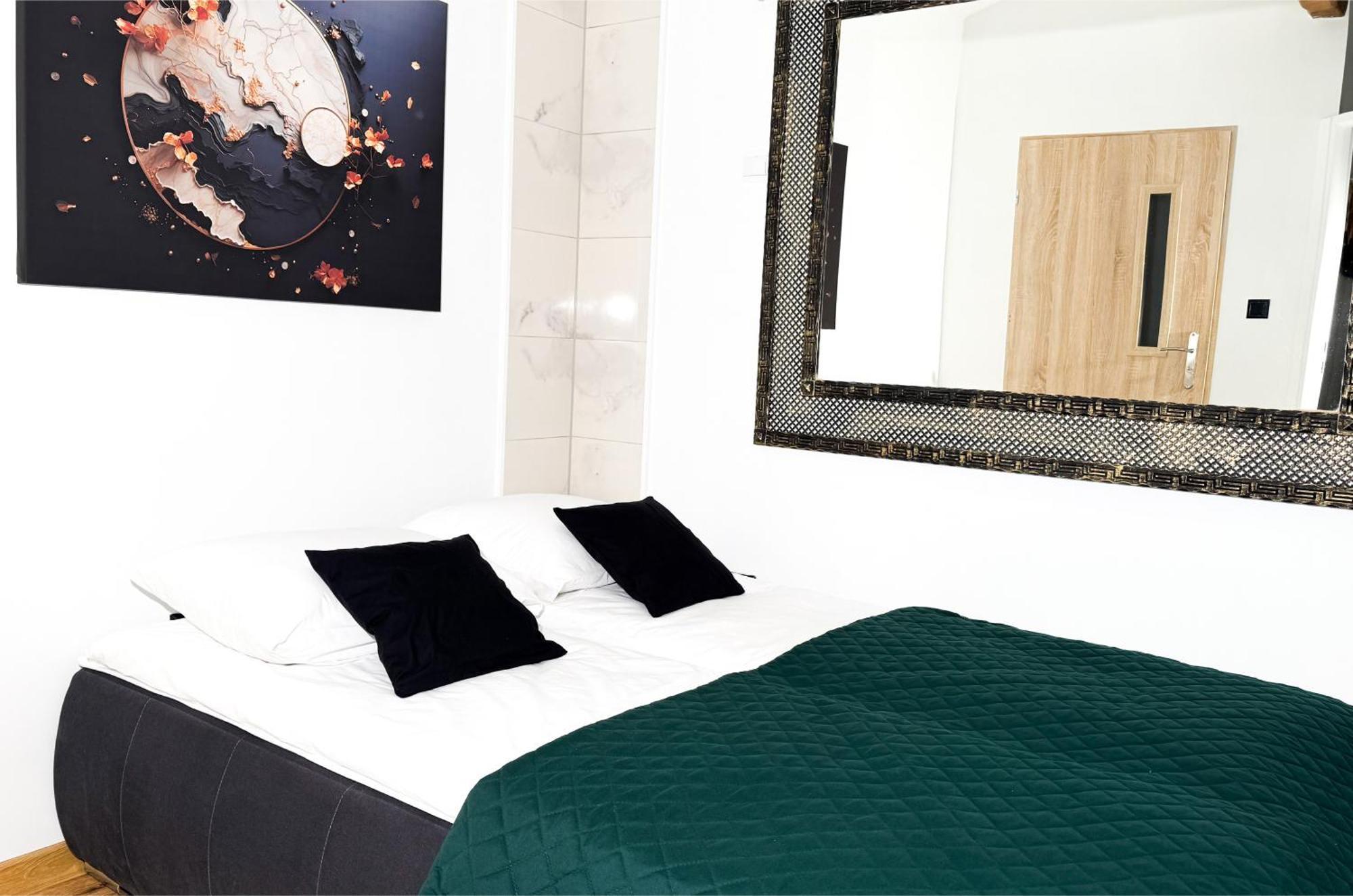 Apartament Kosciuszki 2 By Libertarent 瓦乌布日赫 外观 照片